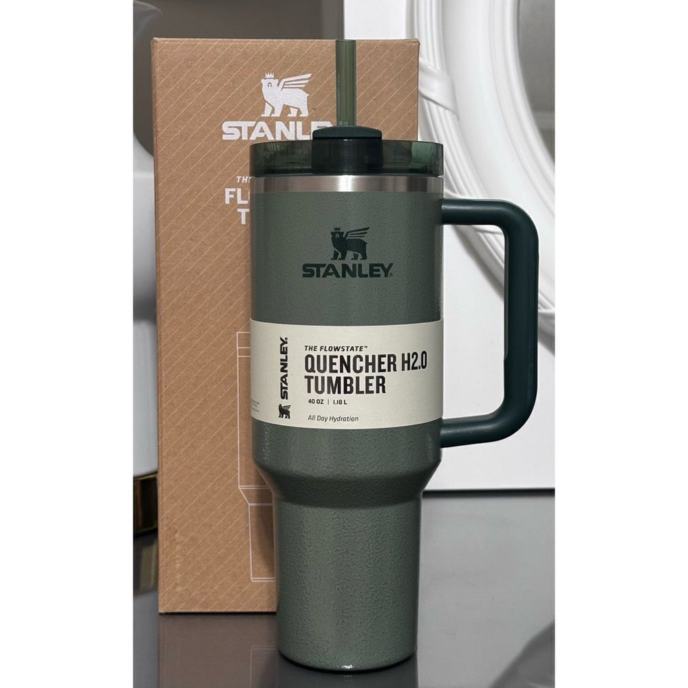 Stanley Quencher H2.0 FlowState Tumbler‎ 40oz, HAMMERTONE GREEN